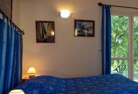 Les Chenes De L'escoutay Frühstückspension